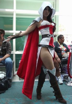 who-are-the-sexiest-cosplay-girls-134782108-nov-30-2012-1-600x859.jpg